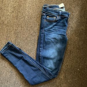 HOLLISTER CALIFORNIA 5R W:27 L:31